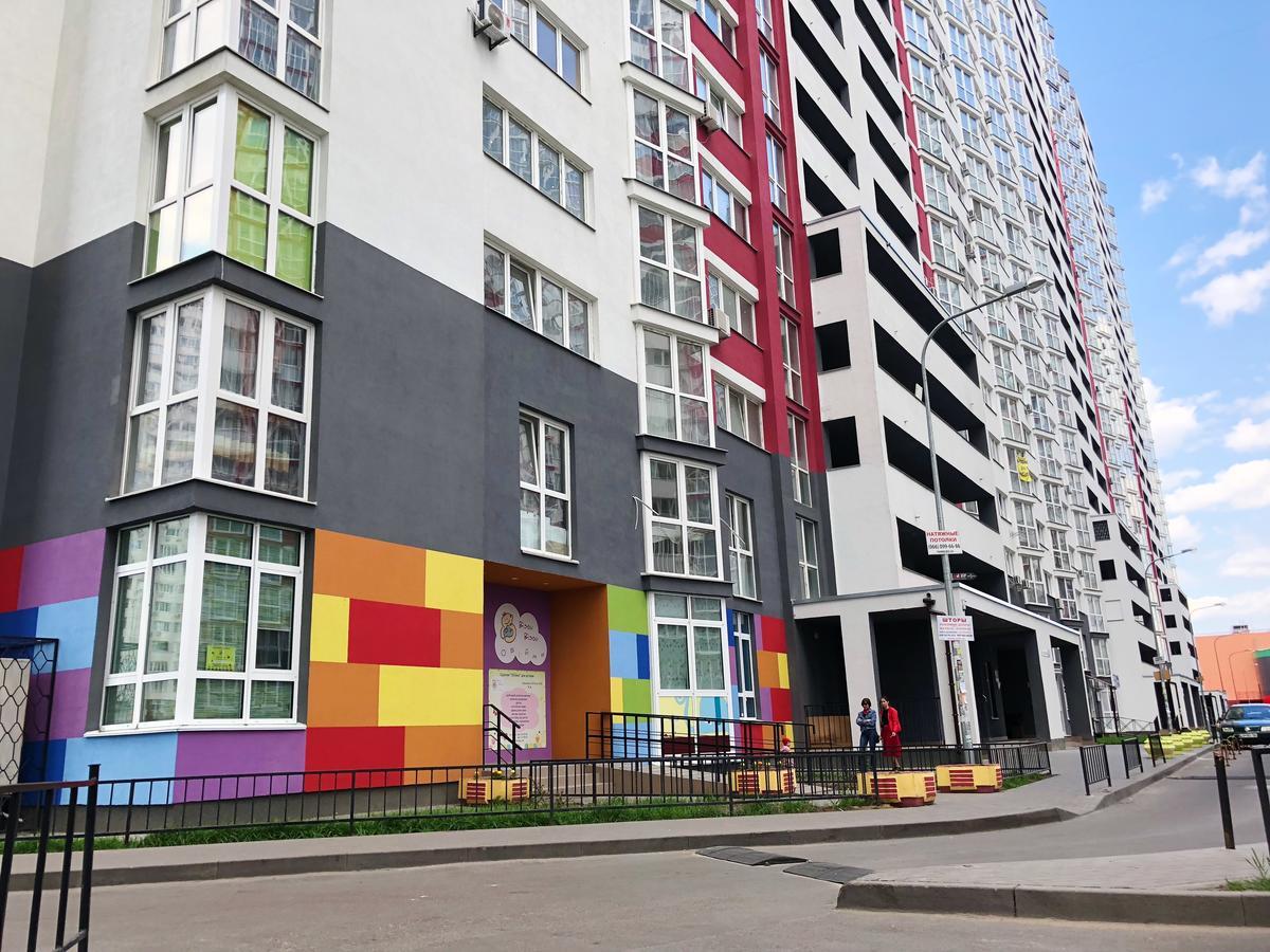 East Residence White Kiew Exterior foto